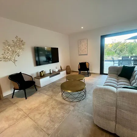 Félicita 8 Personnes Proche Corse Du Sud *