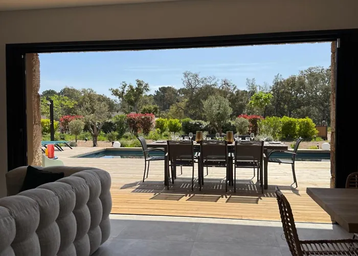 Villa Felicita 8 Personnes Proche Corse Du Sud *