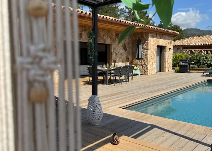 Villa Felicita 8 Personnes Proche Corse Du Sud